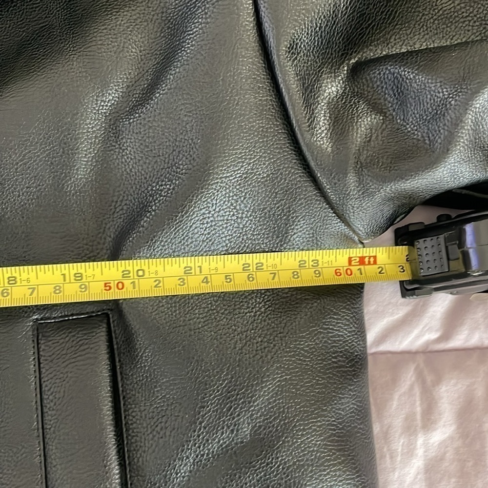 Levi’s Faux Leather Jacket - Picture 12 of 13